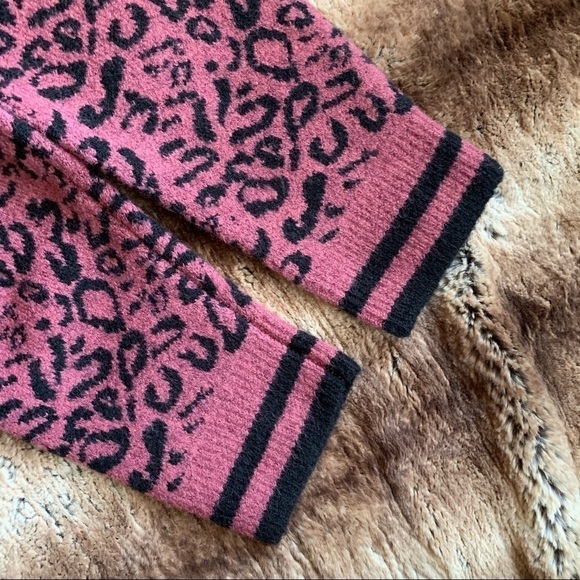 Line Samantha V-Neck Burnt Berry Leopard Sweater - Picture 4 of 8